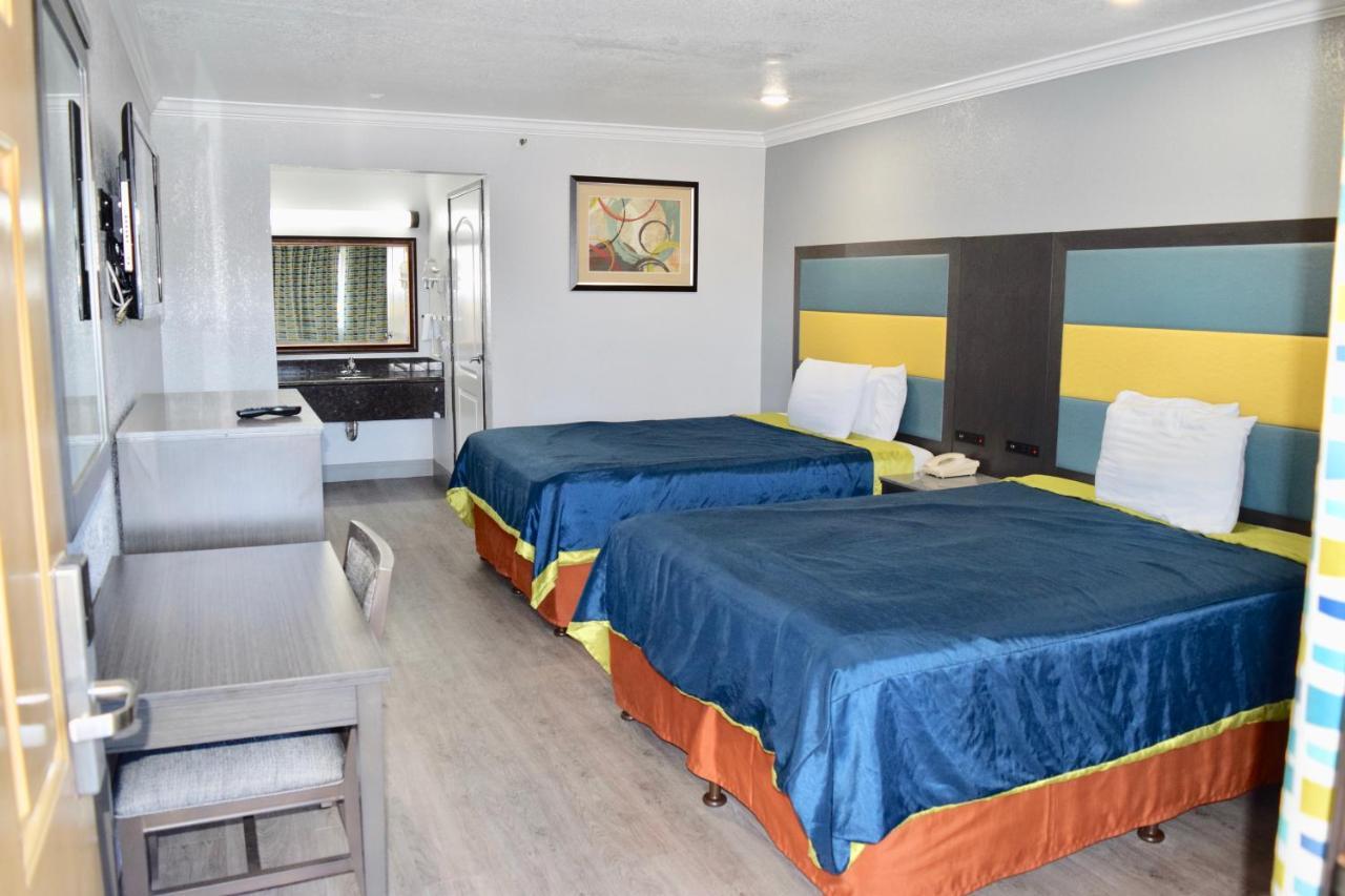 Budget Inn Ла-Пуэнте Экстерьер фото